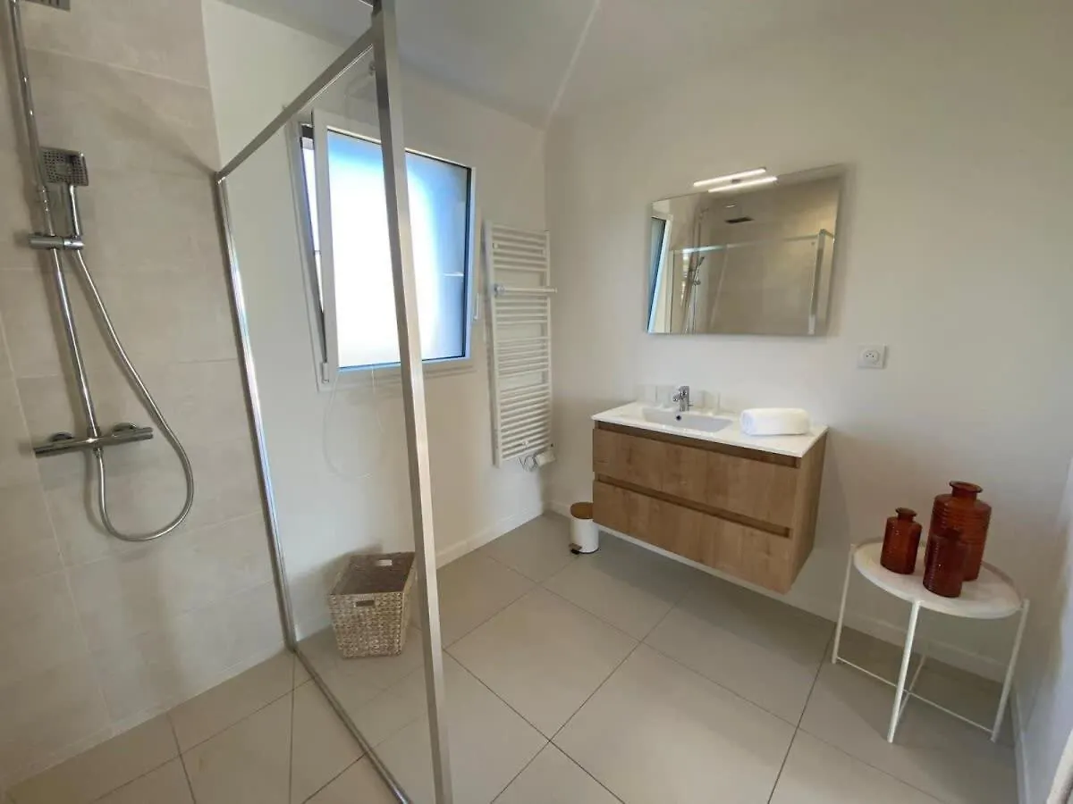 Nyaraló Villa 6 People, Spa And Sea View Carantec